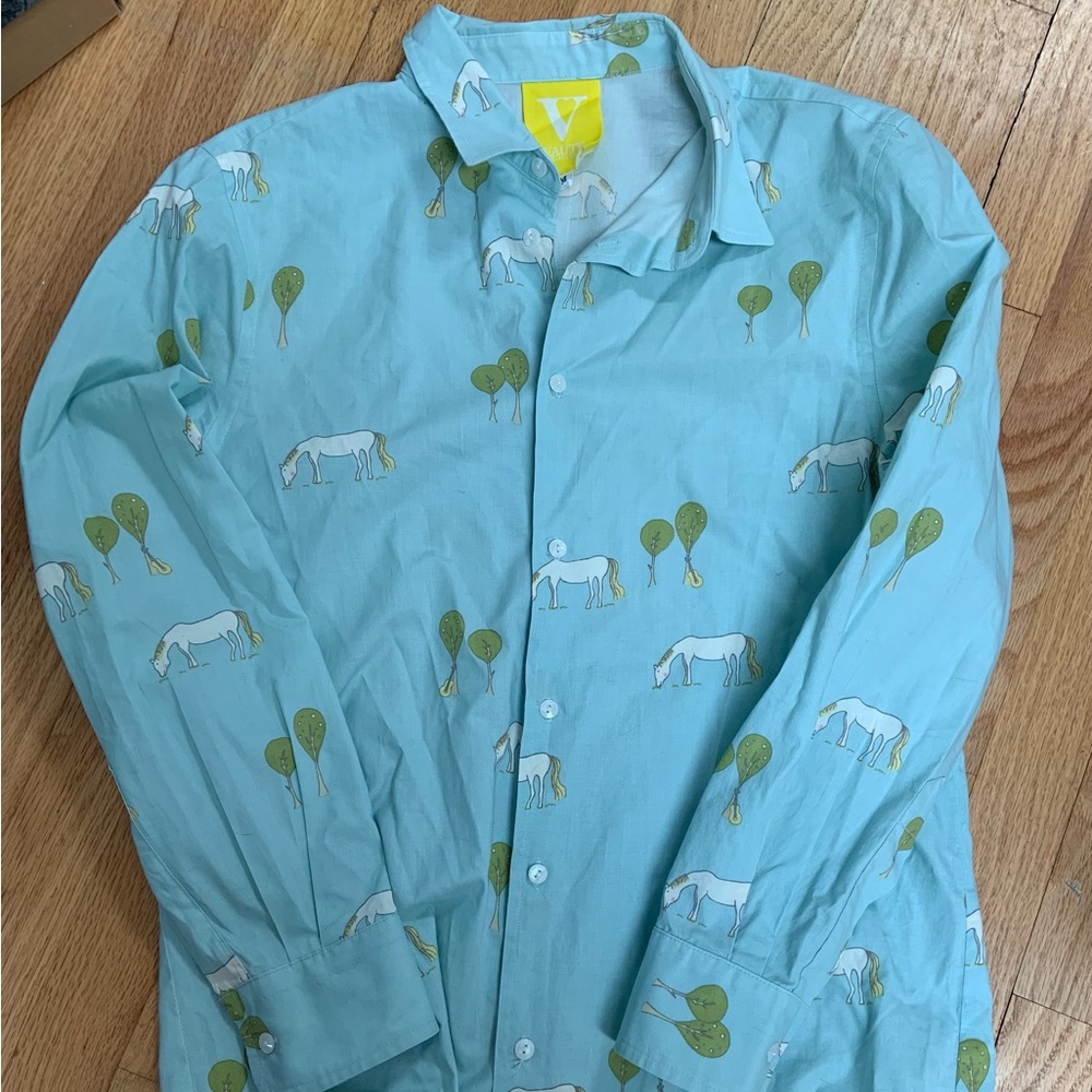 Vaute couture horses button down shirt. VGUC Medium